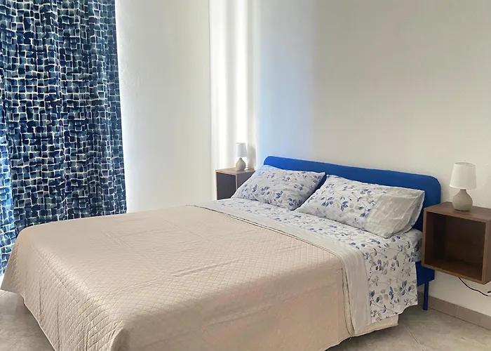 Apartament La Jemma Del Porto Antico *
